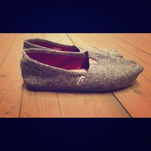 Salt and pepper Toms