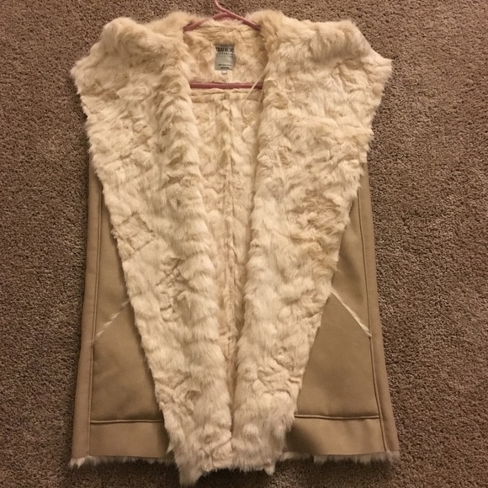 Zara Vest