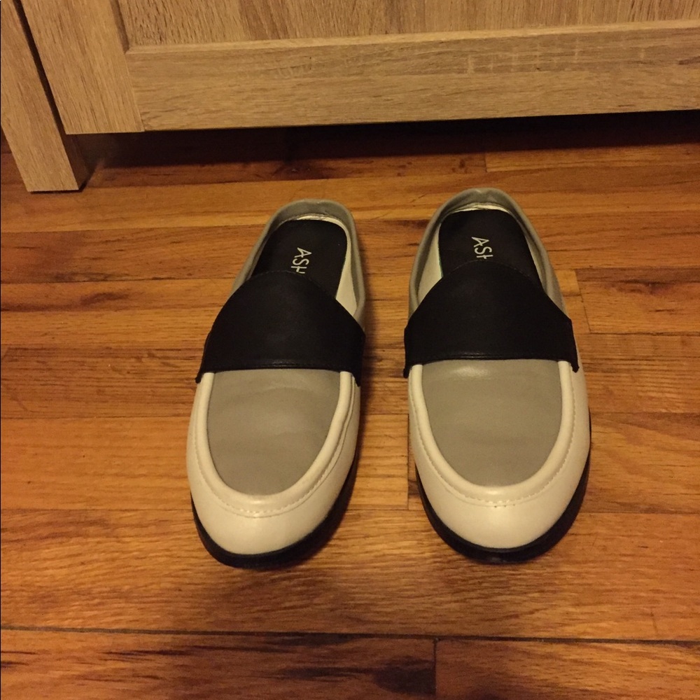 ASHRO slide in flat shoes.