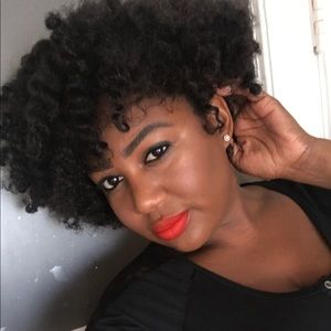 Meet your Posher, Megan