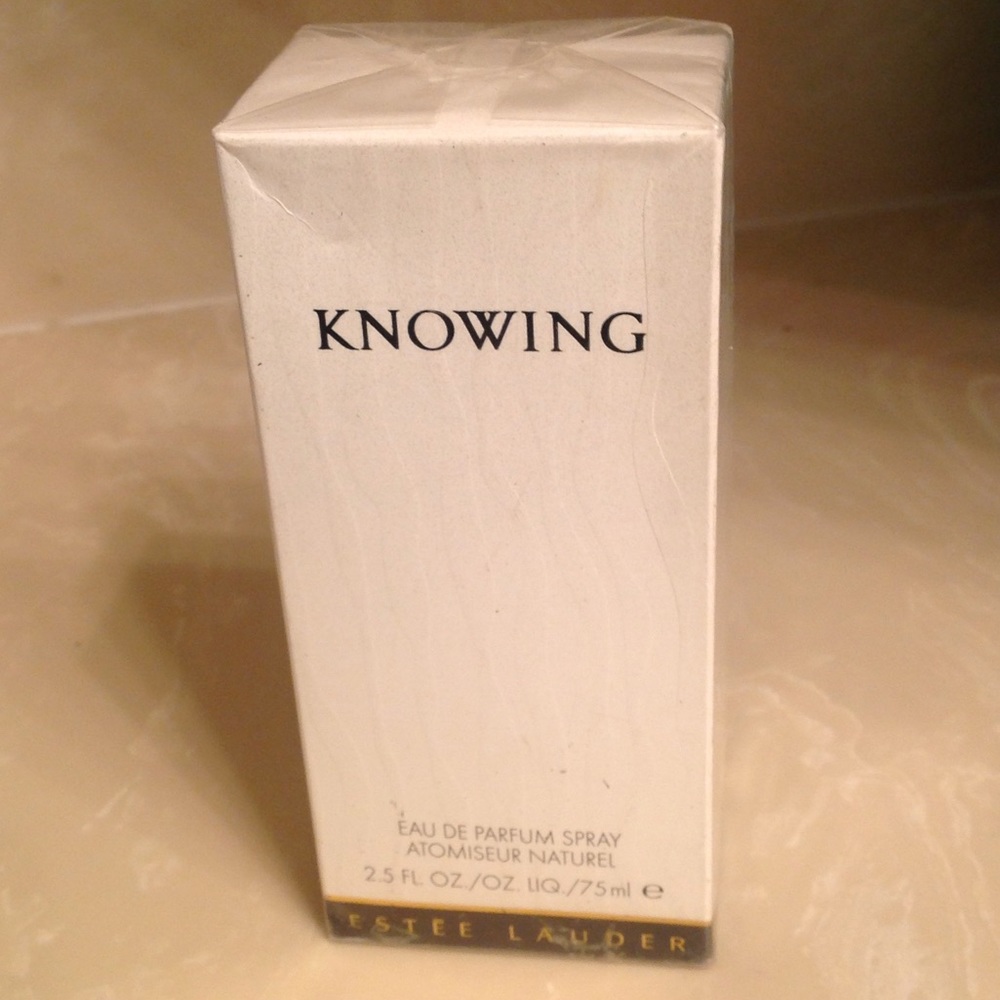 NWT Estée Lauder Knowing EAU parfum Spray