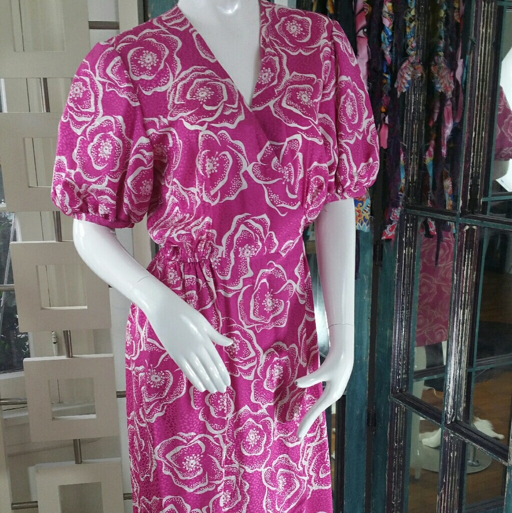 SOLD NEIMAN MARCUS VINTAGE 100% SILK WRAP DRESS!