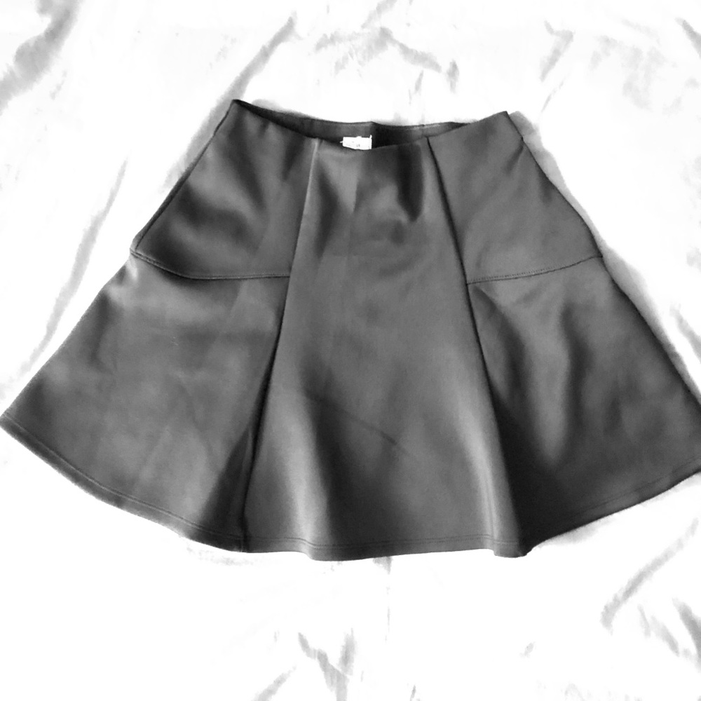 🌸Black Hollister skater skirt