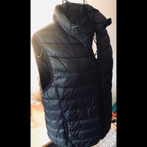 Forever 21 Sleeveless Puffer Jacket