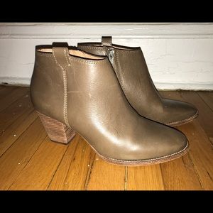 Madewell taupe leather Billie ankle boots J Crew