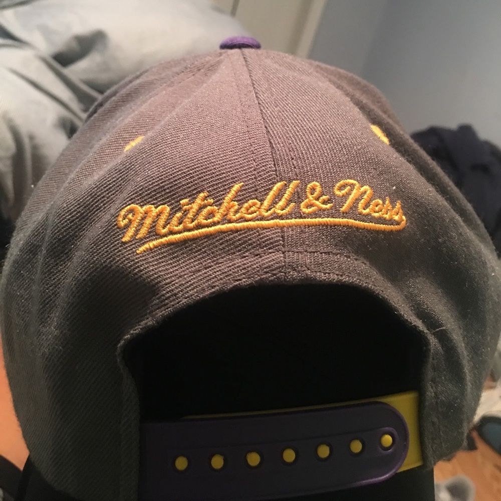 Hat - Picture 2 of 3