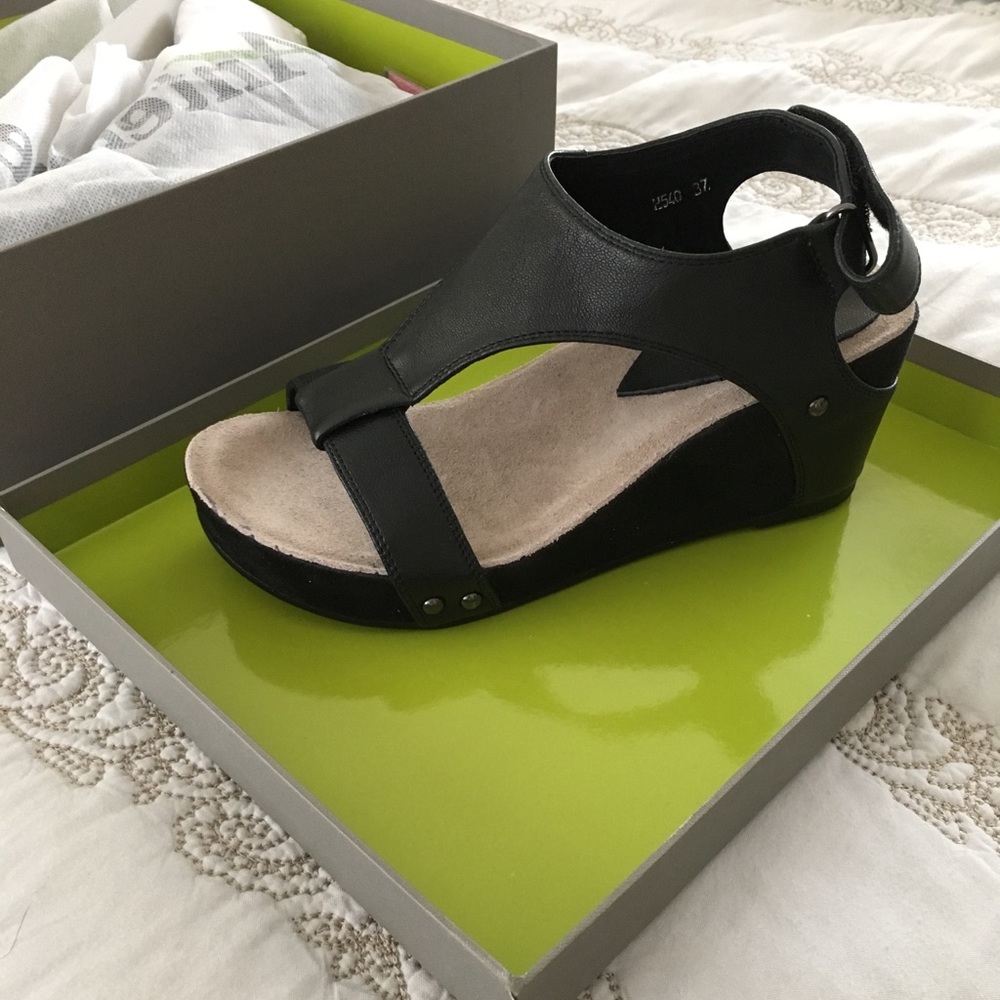 NIB black leather sandals