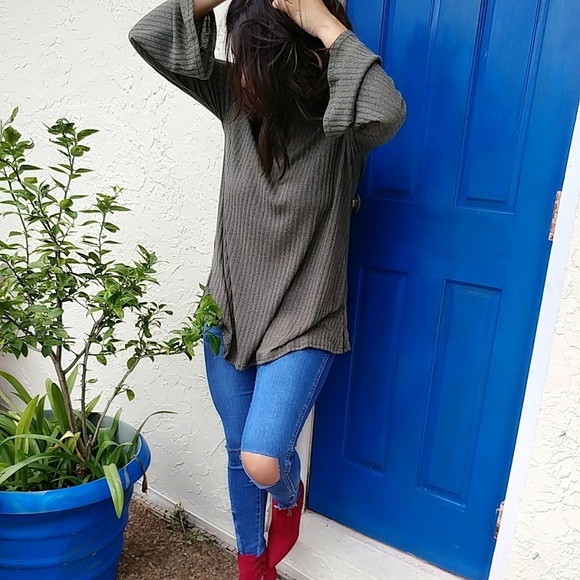 Bell sleeve tunic cardigan - Picture 2 of 4