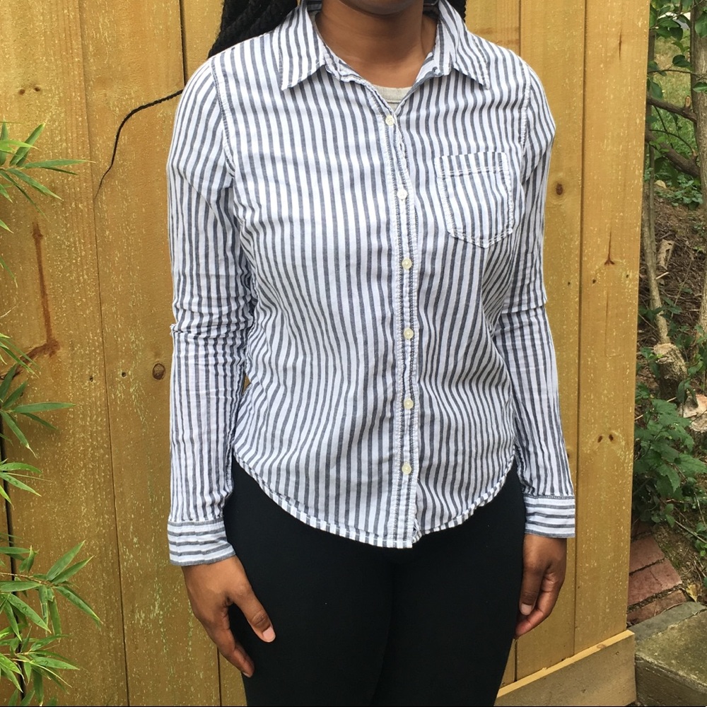 Grey and white vertical stripped button up