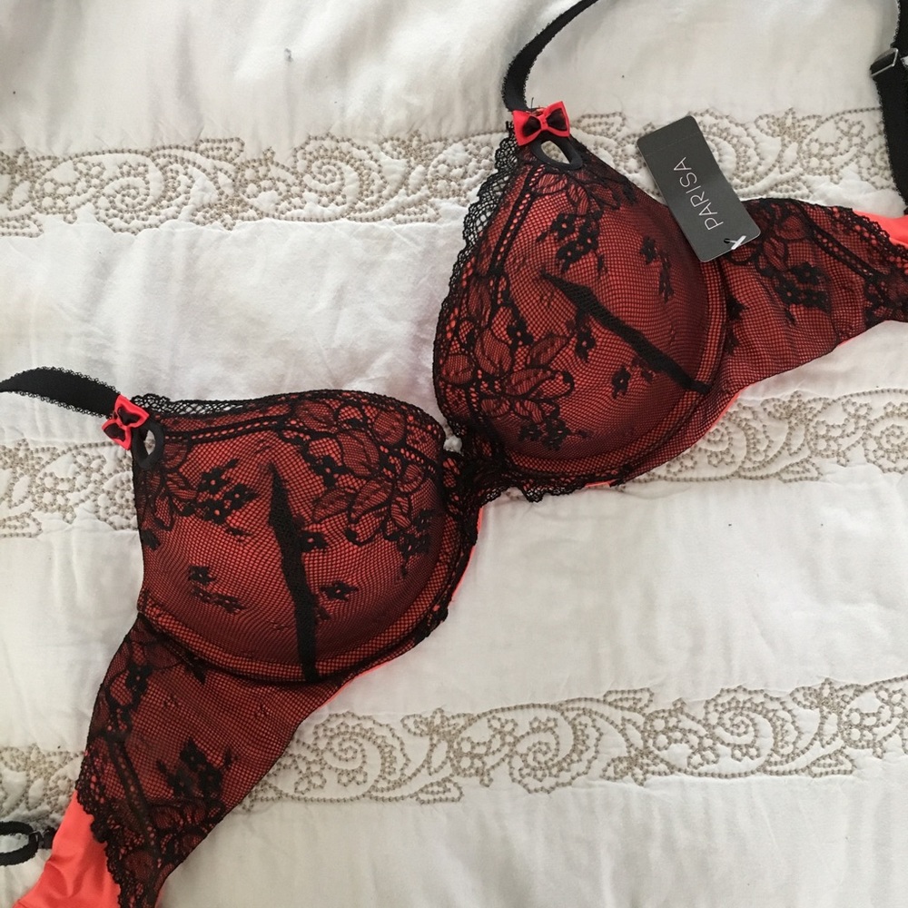 Red Parisa Bra - 32DD