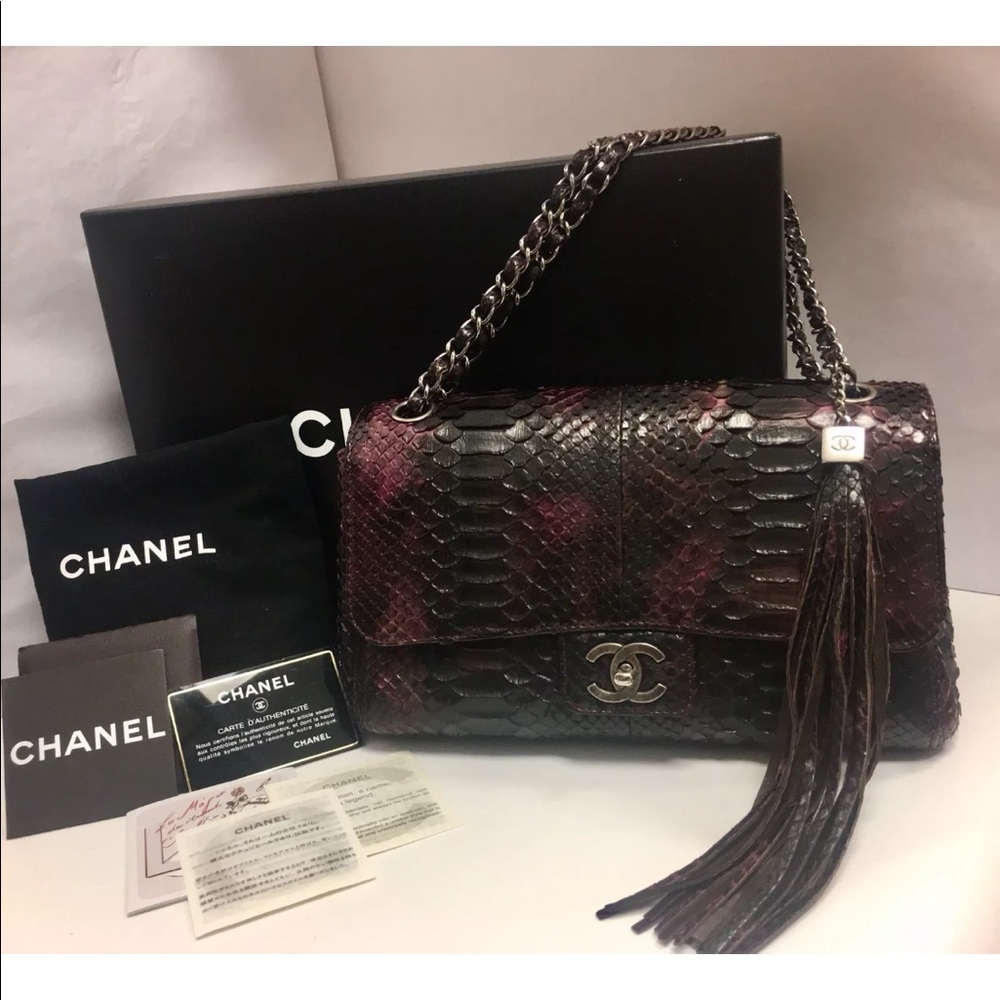 ♦️sold♦️Chanel Soho Tassel Single Flap Python Med