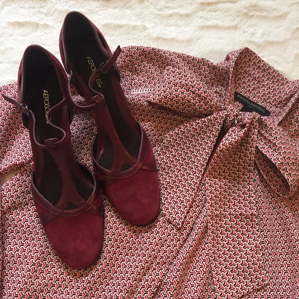 Aerosoles dusty rose heels.
