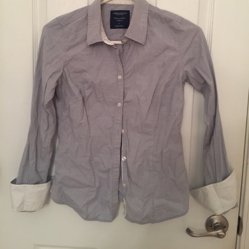 American Eagle outfitters size 6 button down shirt
