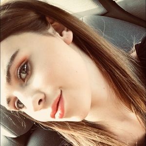 Meet your Posher, Serena