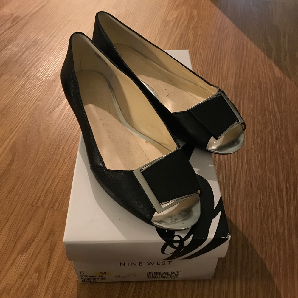 Black Nine West Flats