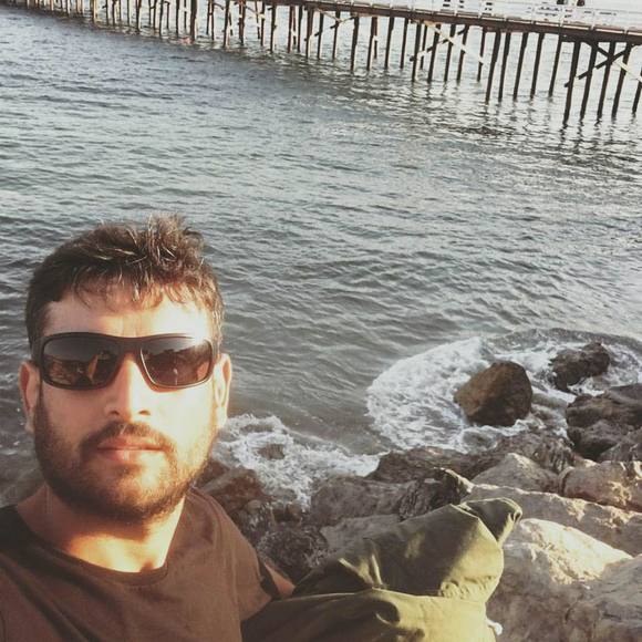 Meet your Posher, Helton - Picture 1 of 1