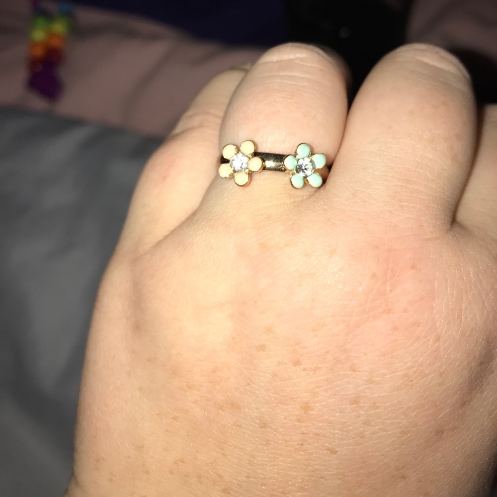Flower ring