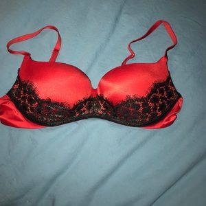 Victoria Secret Push up Bra