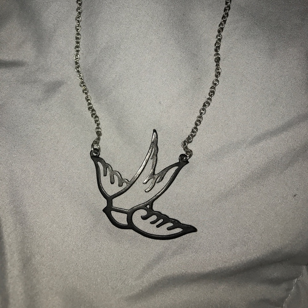 Bird necklace