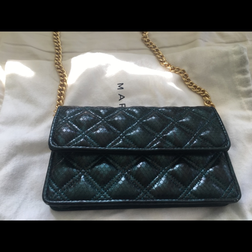 Marc Jacobs wallet with chain
