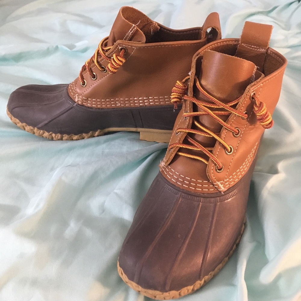 LL Bean 6" bean boots with custom lacing size 9