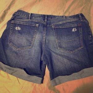 Bullhead shorts