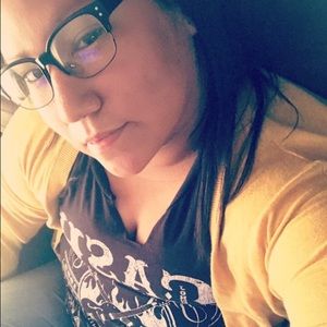 Meet your Posher, Toni