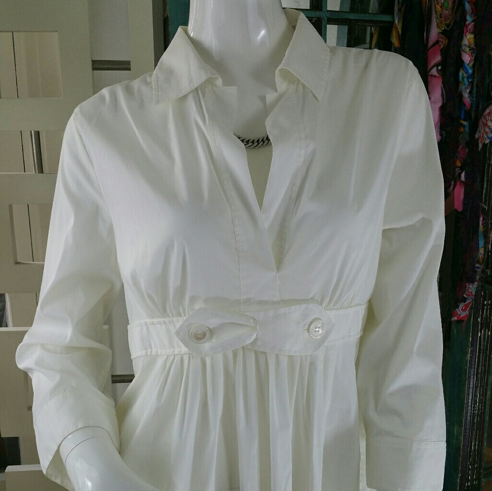 BCBG MAX AZRIA BLOUSE!