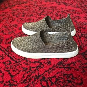 Steve Madden Exx Bronze Woven Slip-on sneakers