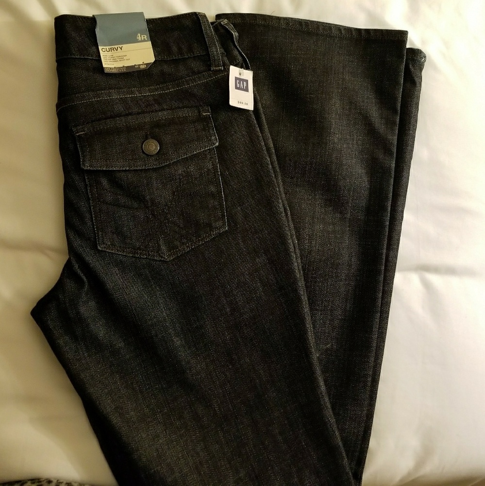 GAP Low Rise Curvy Fit Jeans Indigo Wash Boot Cut