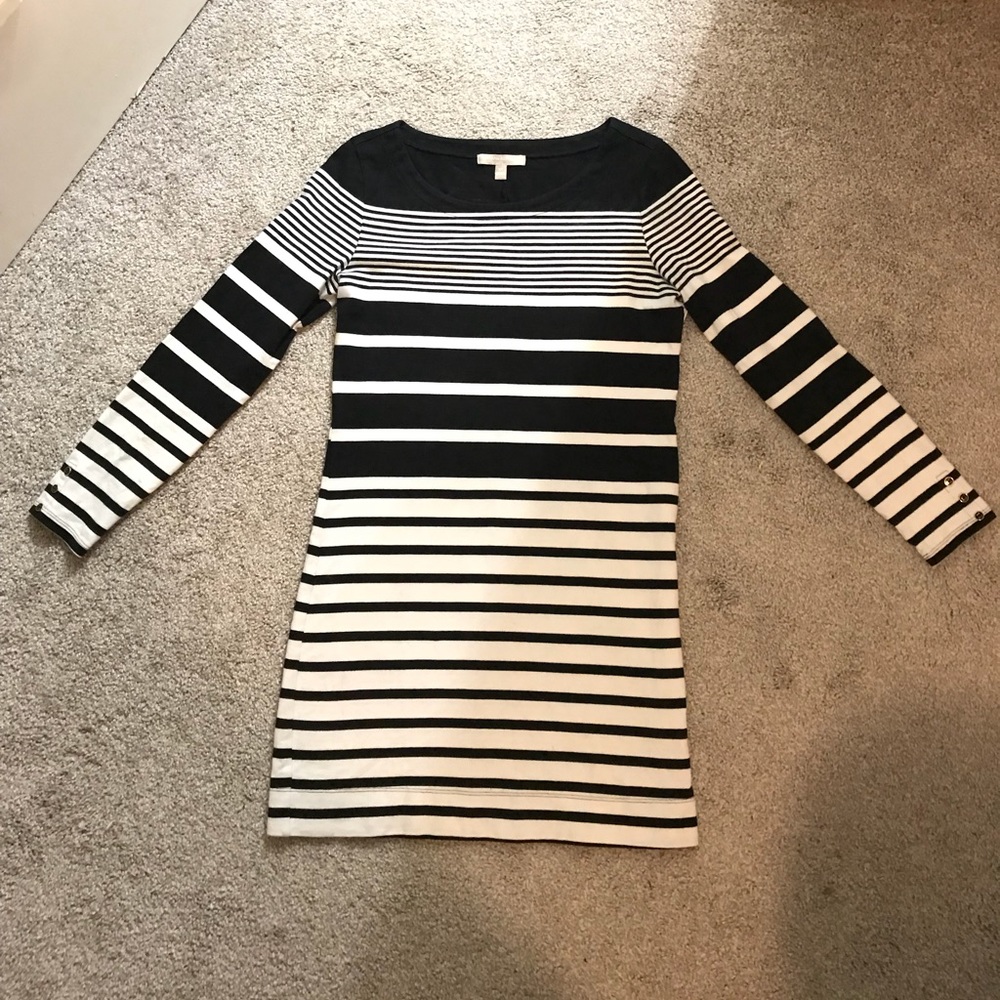 Banana Republic long sleeve dress