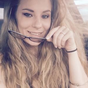 Meet your Posher, Chrystina