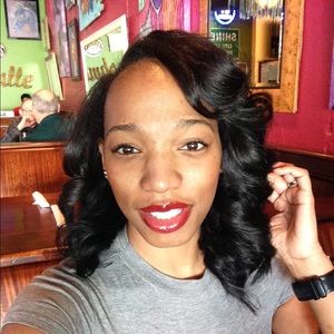 Meet your Posher, Candice