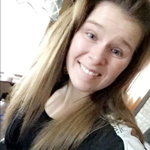 Meet your Posher, Alisha