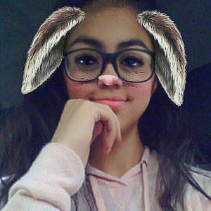 Meet your Posher, Priscila