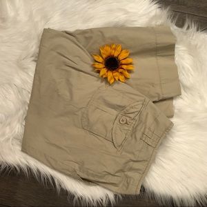 St. John’s Bay Capri stretch 16W