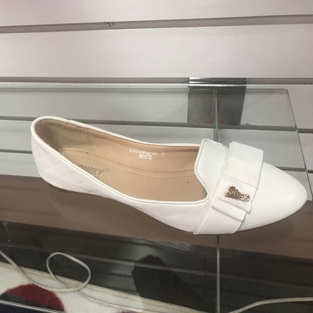 Women’s shoe