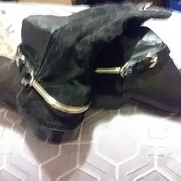 Sold - Picture 2 of 3