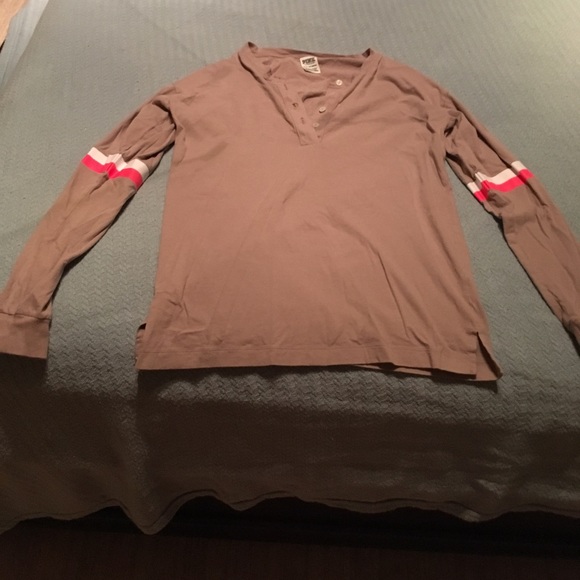 PINK VS  LONG SLEEVE SHIRT. Worn twice. Like new! - Picture 1 of 8
