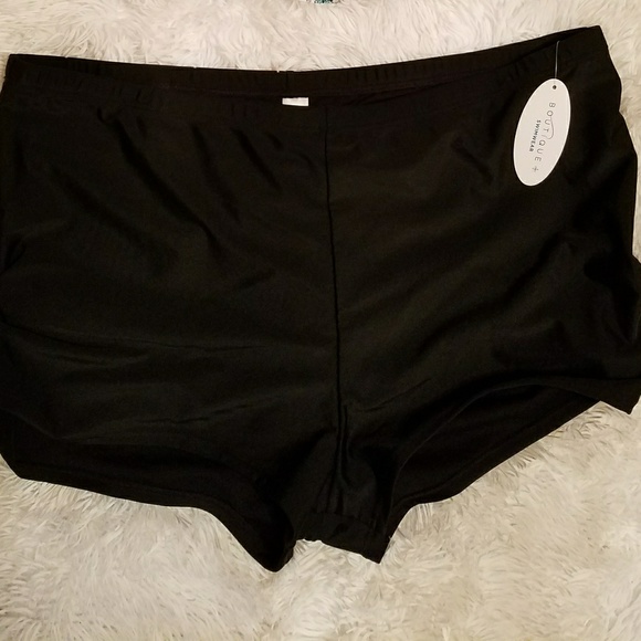 Boutique swimsuit - Picture 4 of 7