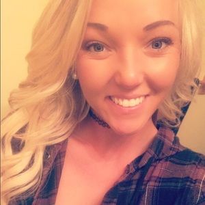 Meet your Posher, Kelly