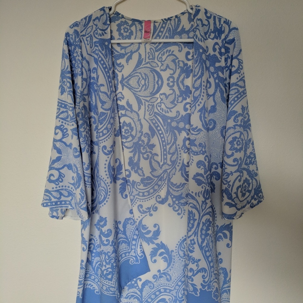 Blue and White patterned Kimono