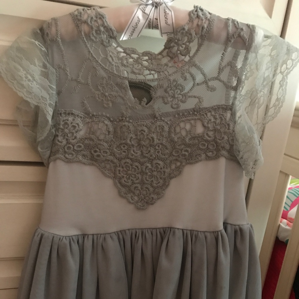 Boutique dress 4t grey with lace