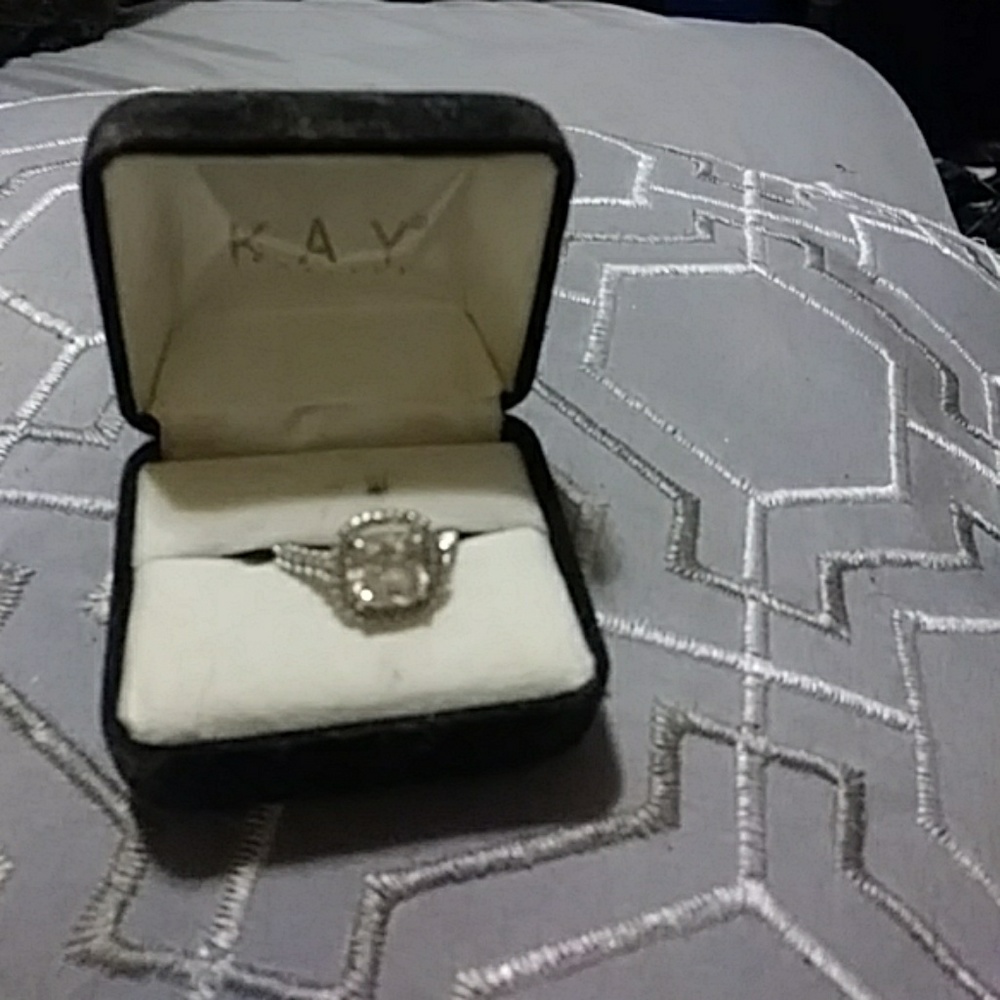 2 carat cz sterling silver ring