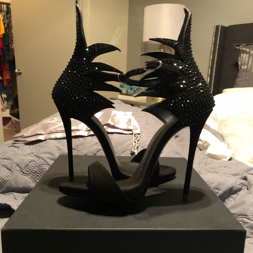 Giuseppe Zanotti Coline Crystal Embellished Heels