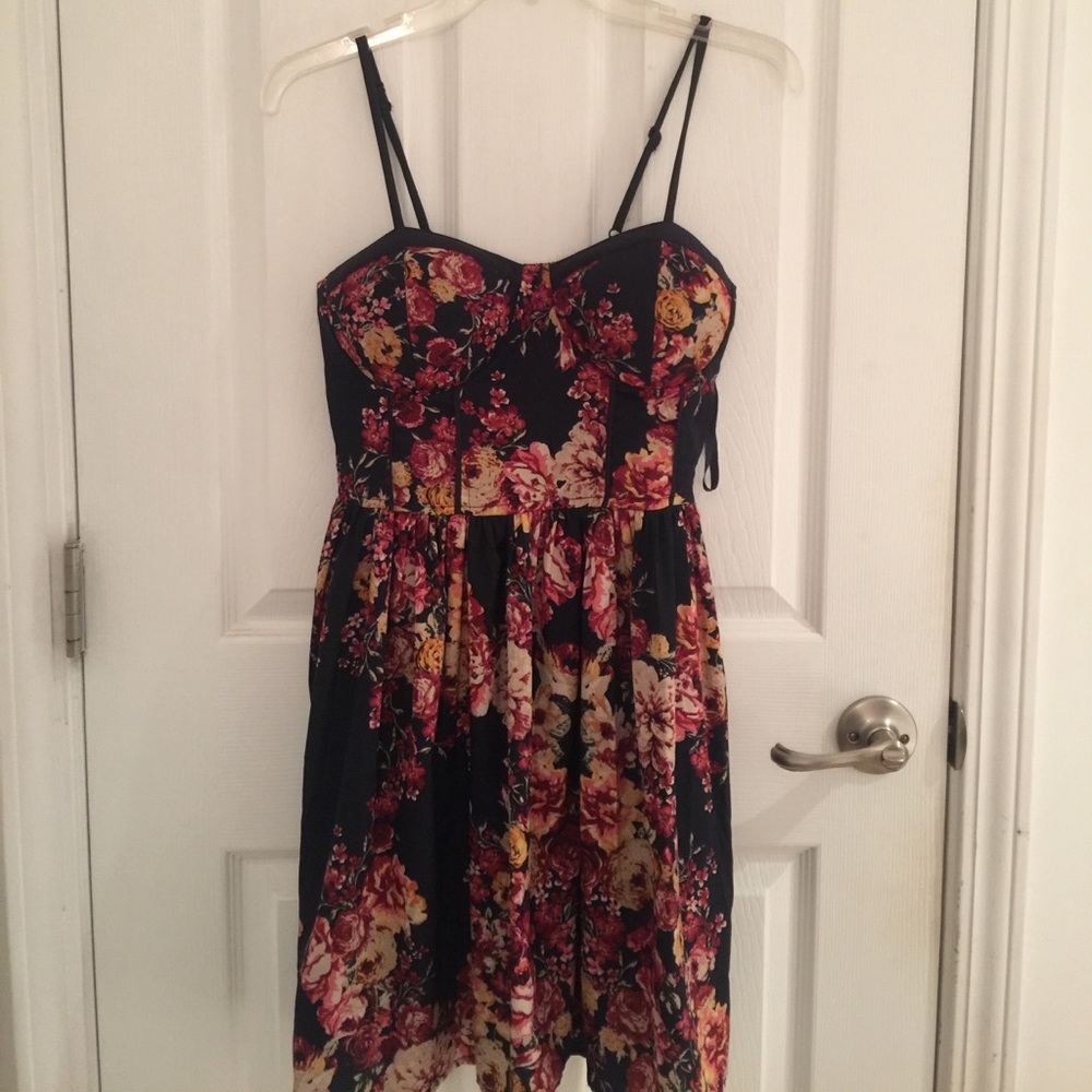 Rose pattern dress!