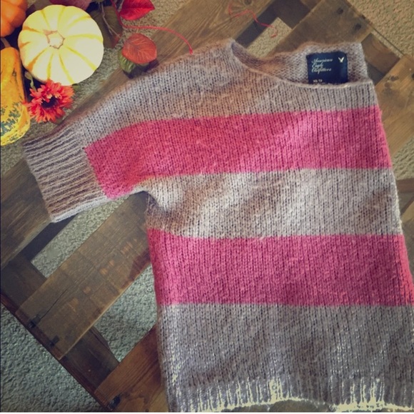 {American Eagle} Medium Knit Sweater EUC - Picture 2 of 3