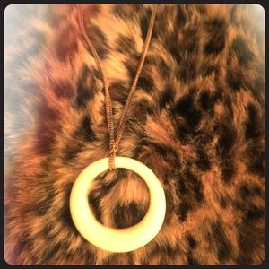 Oval necklace