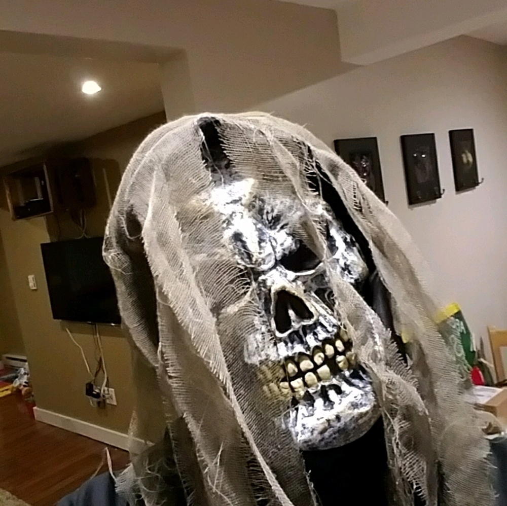 Meet your Posher, Eric