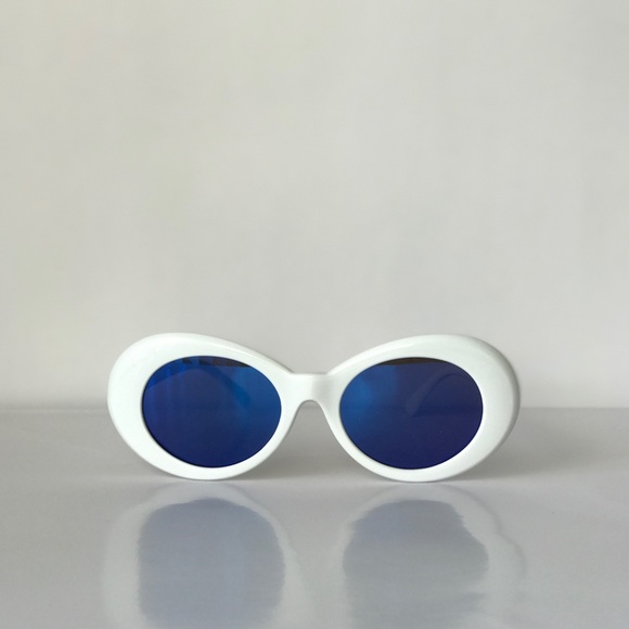Kurt Cobain Sunglasses or Clout Goggles - Picture 2 of 4